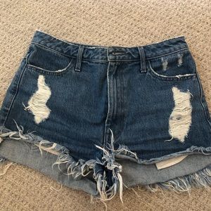 Mumu shorts in very good condition!! Look brand new! Wore twice!